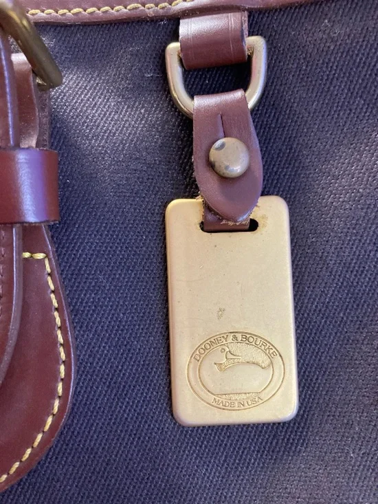 DOONEY & BOURKE - Vintage Leather Bucket Bag - Picture 4 of 7